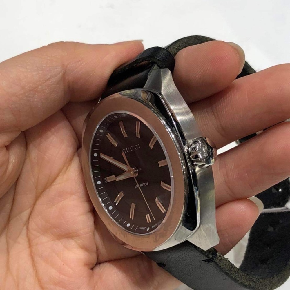 Gucci Mens Watch - Picture 3 of 13